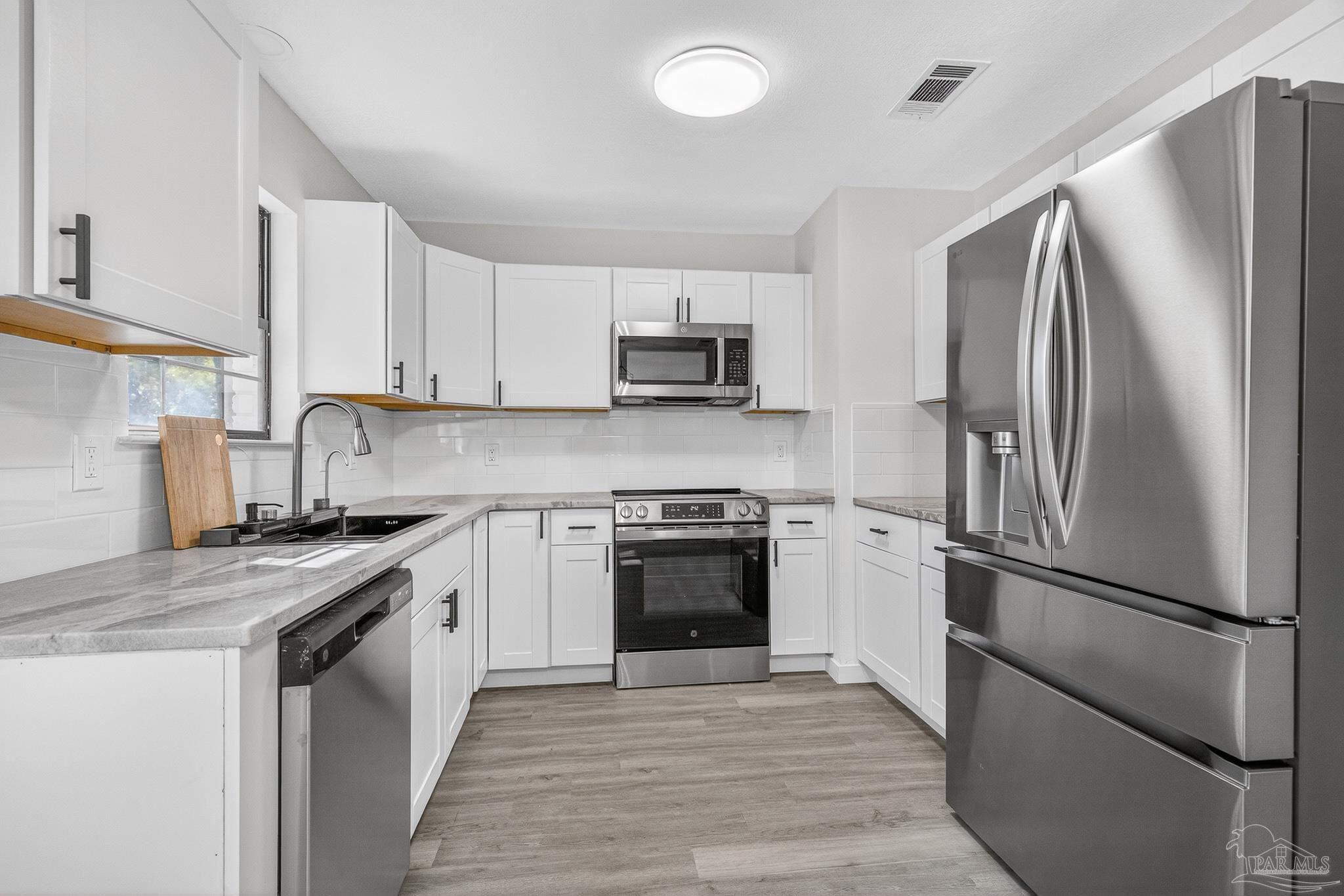 5617 Balsam Street Milton, FL 32583 - Photo 15 of 53