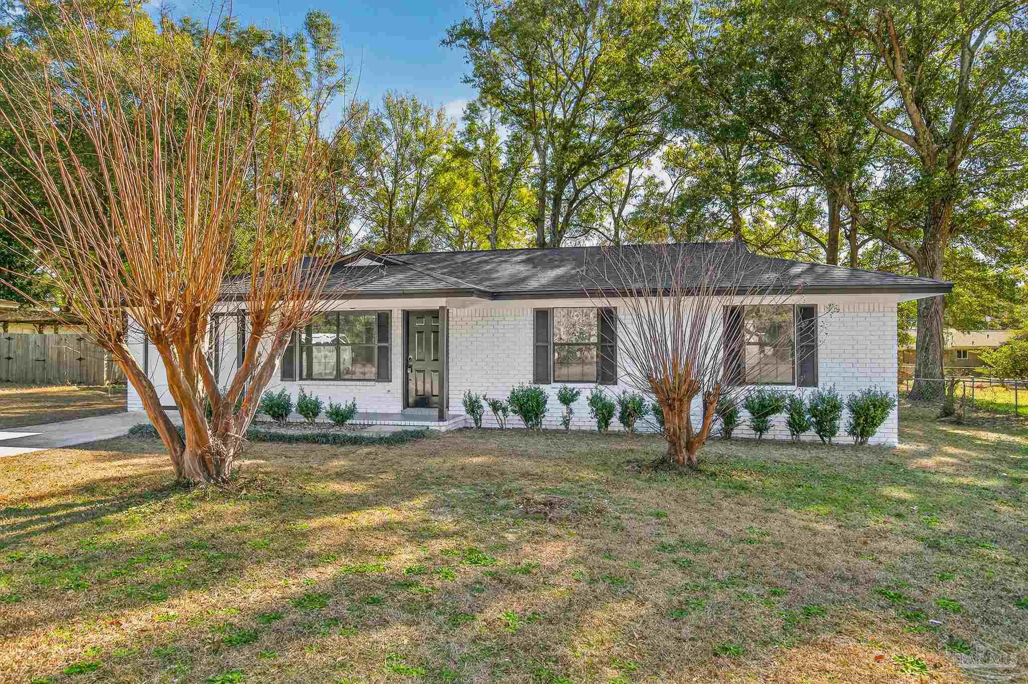 5617 Balsam Street Milton, FL 32583 - Photo 3 of 53