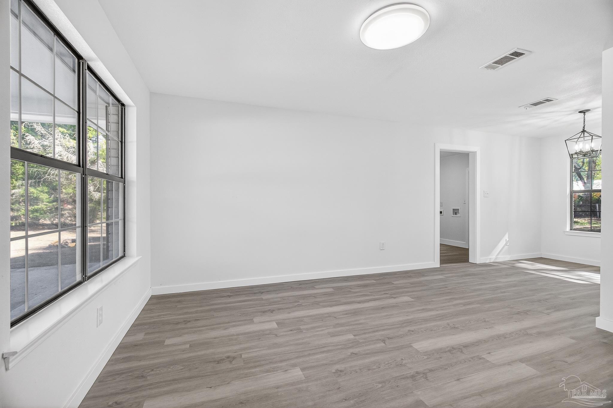 5617 Balsam Street Milton, FL 32583 - Photo 6 of 53