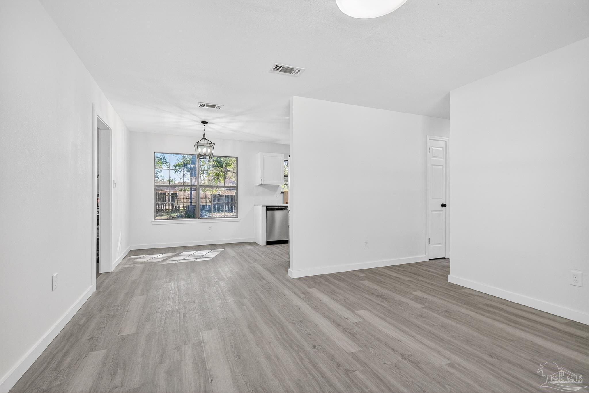 5617 Balsam Street Milton, FL 32583 - Photo 8 of 53