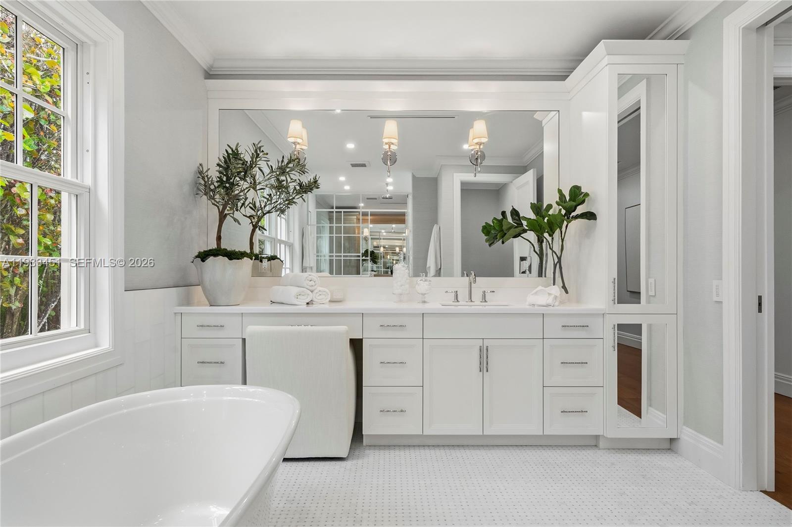 43 North Beach Road Jupiter Island, FL 33455 - Photo 42 of 100