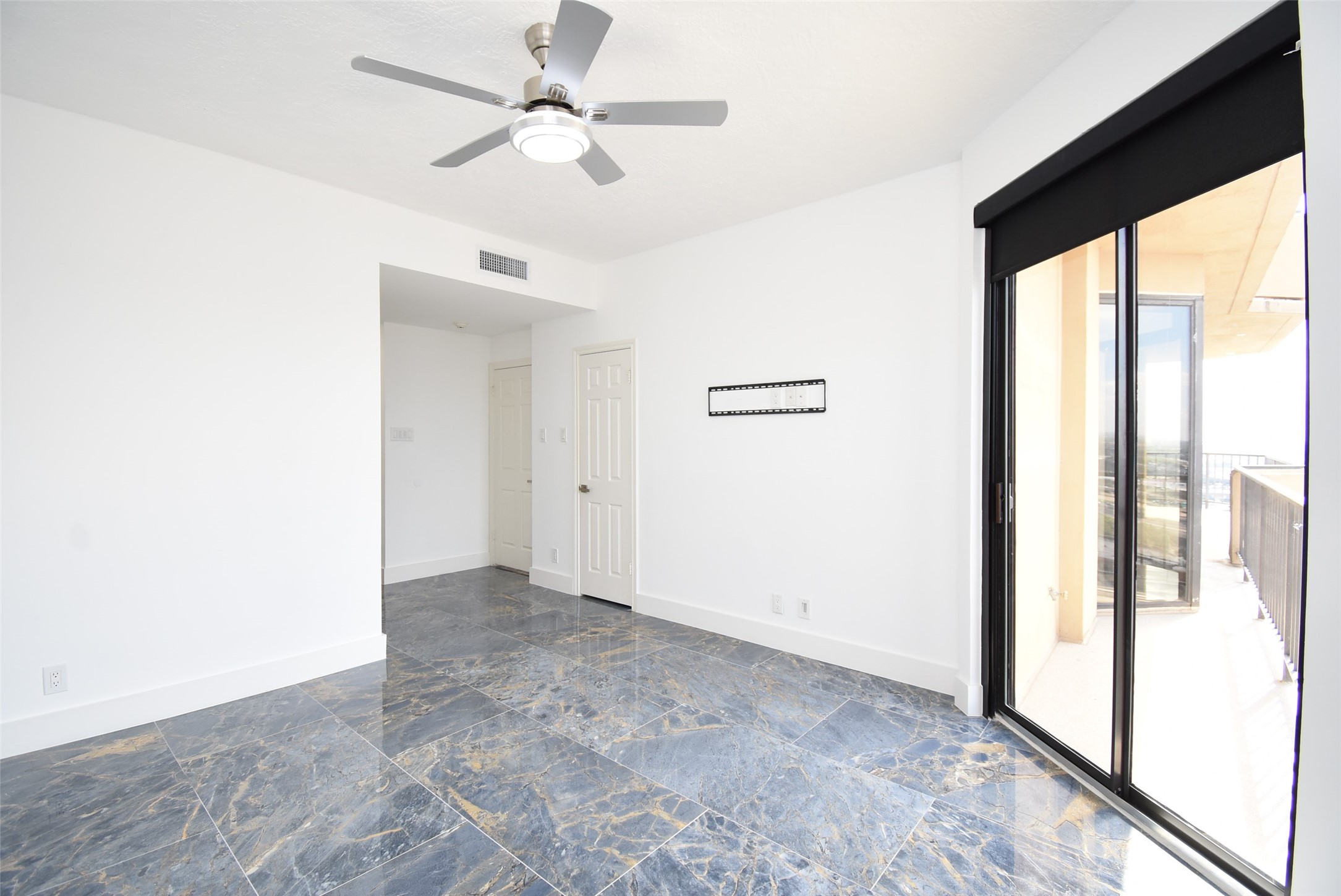 3350 McCue Road, Unit 2101 Houston, TX 77056 - Photo 23 of 50 Gallery Image 23
