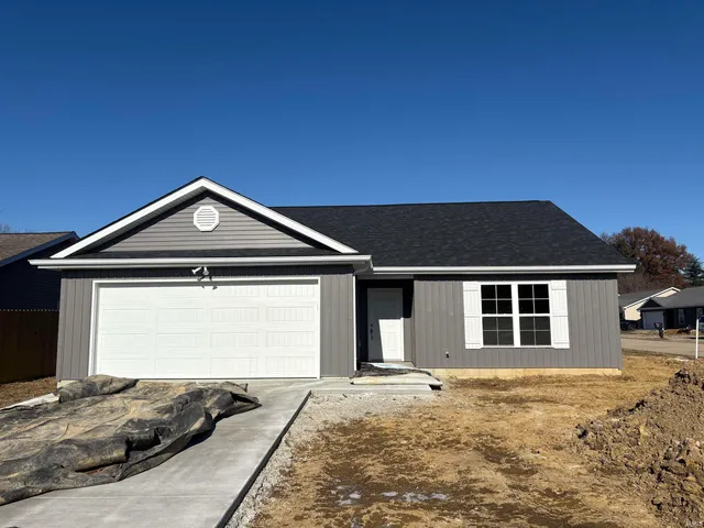 $243,000 | 435 Mallard Circle, Chandler, IN 47610