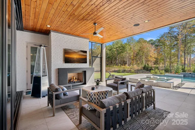 $3,199,000 | 21119 Vandrake Circle, Davidson, NC 28036