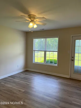 $1,900 | 1913 Champion Drive, Morehead City, NC 28557