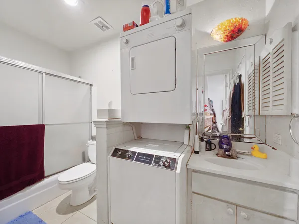 $144,000 | 815 Wax Myrtle Lane, Unit A, Houston, TX 77079