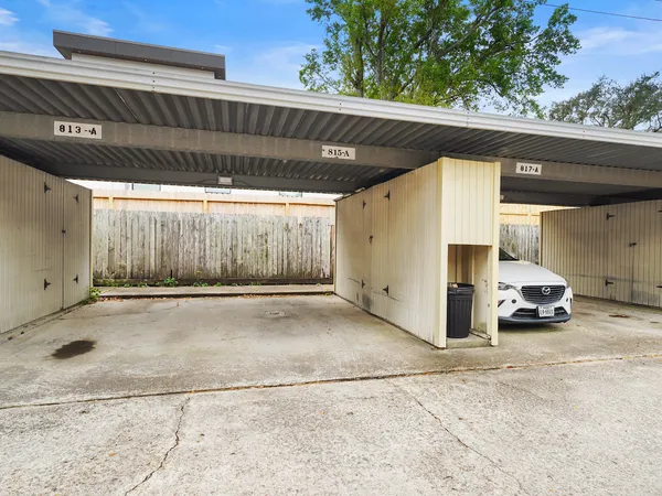 $144,000 | 815 Wax Myrtle Lane, Unit A, Houston, TX 77079