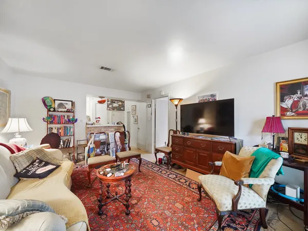 $144,000 | 815 Wax Myrtle Lane, Unit A, Houston, TX 77079