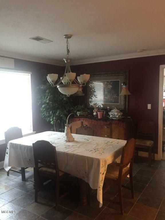 371 Magnolia Road Perkinston, MS 39573 - Photo 4 of 12 Dinning room