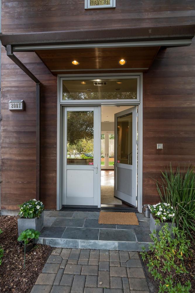 2007 Sharon Road Menlo Park, CA 94025 - Photo 2 of 27 Gallery Image 2