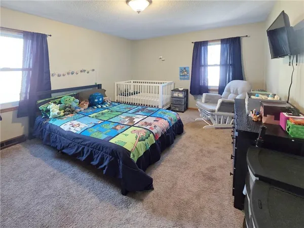 $215,500 | 623 Christopher Street, Warrensburg, MO 64093