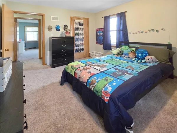 $215,500 | 623 Christopher Street, Warrensburg, MO 64093