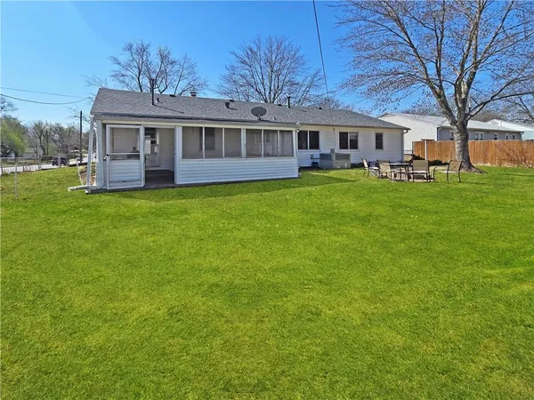 $215,500 | 623 Christopher Street, Warrensburg, MO 64093