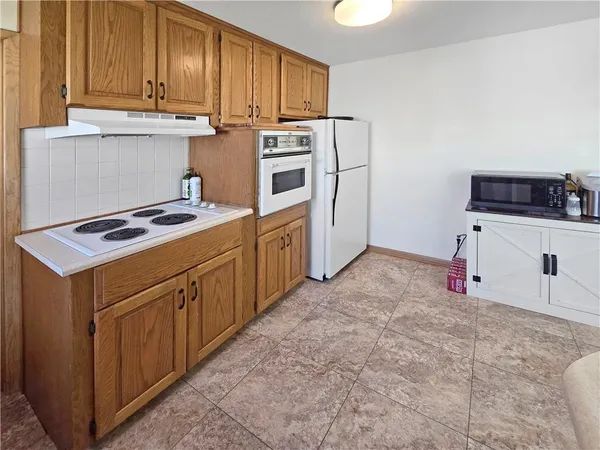 $215,500 | 623 Christopher Street, Warrensburg, MO 64093