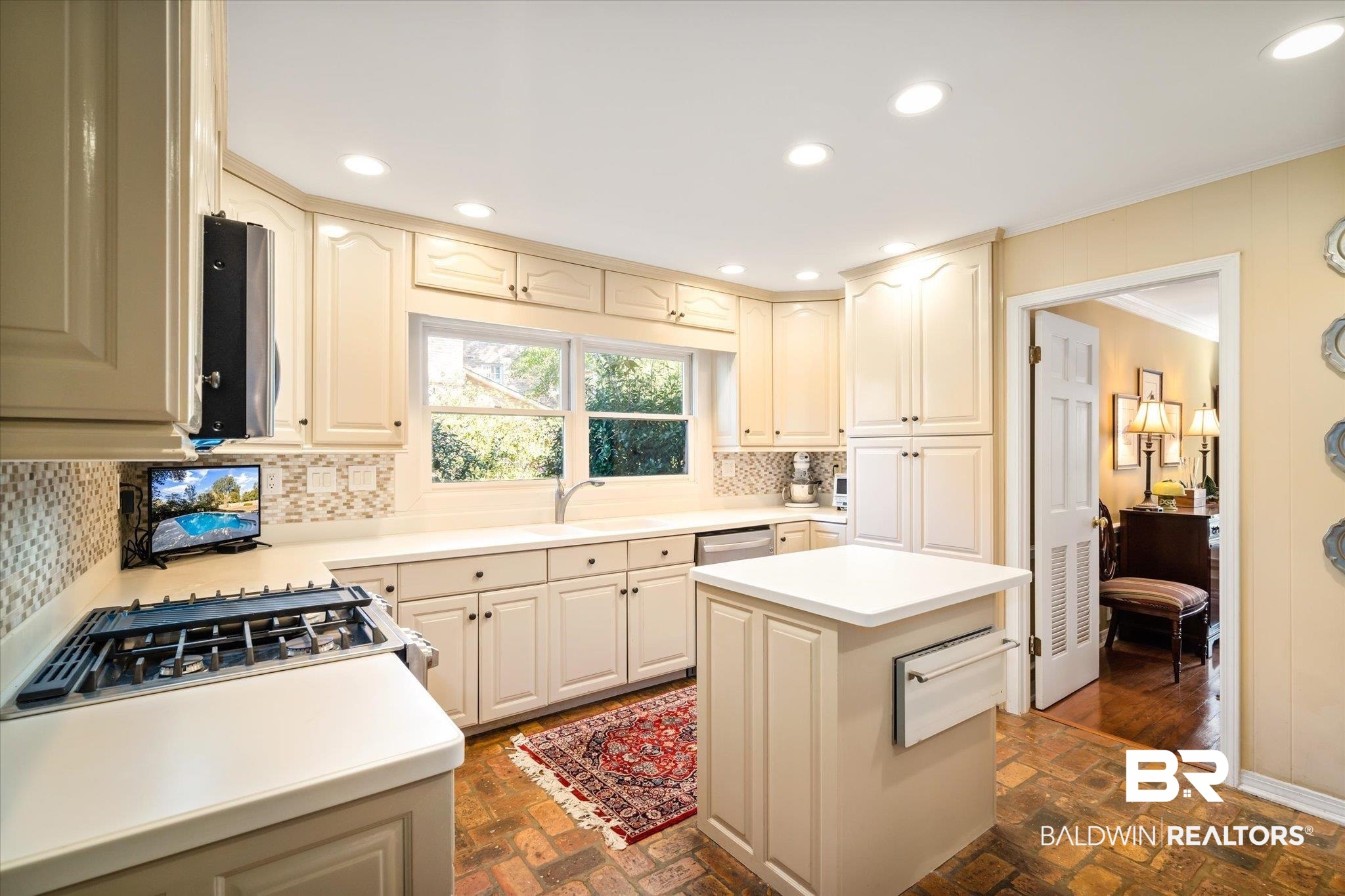 616 East Cumberland Road Mobile, AL 36608 - Photo 10 of 44