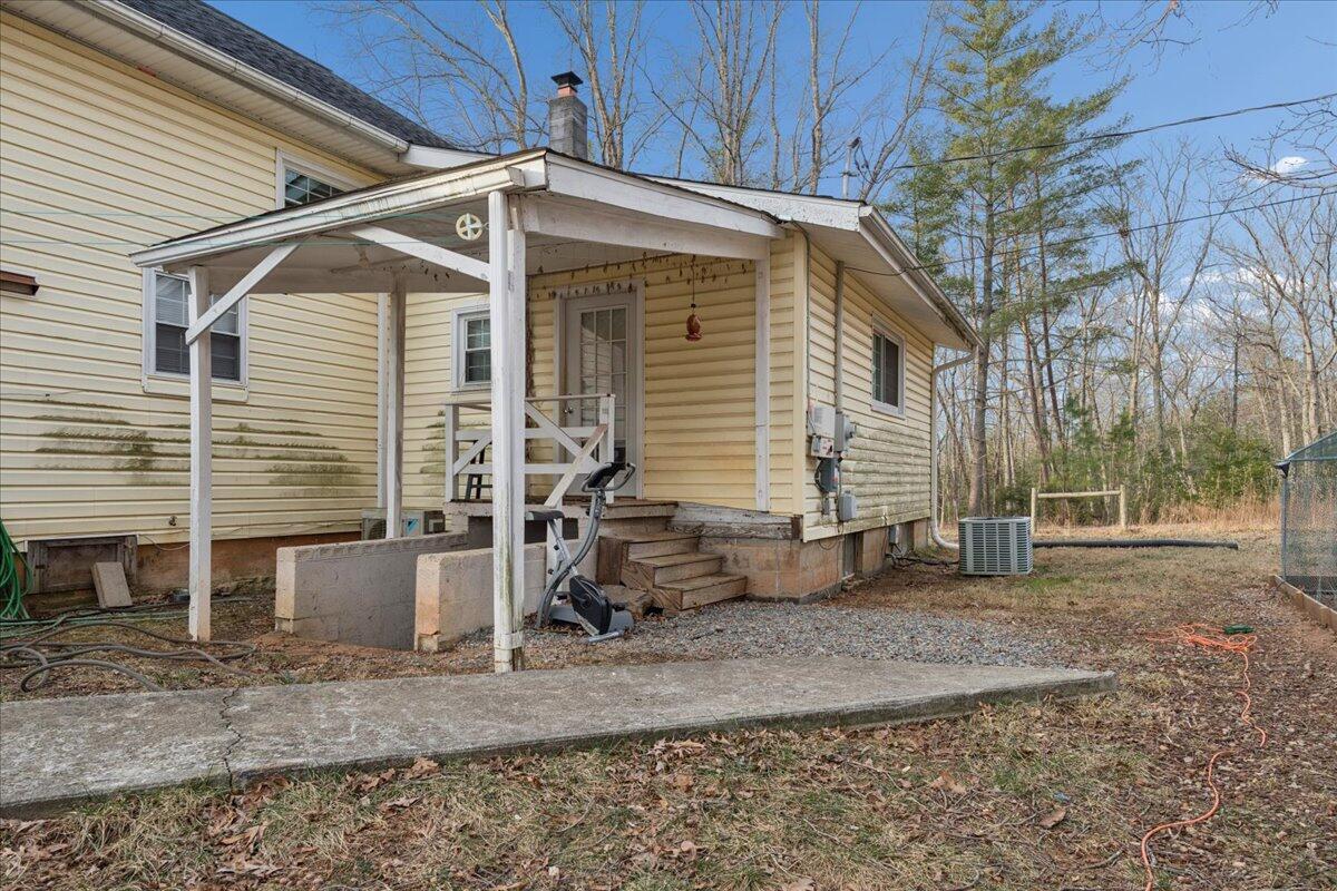 5930 Edwardsville Road Hardy, VA 24101 - Photo 39 of 58 32-5930 Edwardsville Rd-32