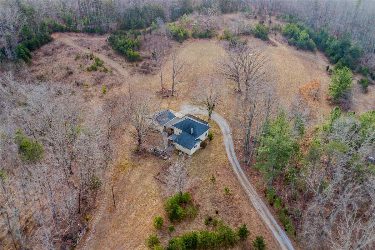 5930 Edwardsville Road Hardy, VA 24101 - Photo 4 of 63 38-5930 Edwardsville Rd-38
