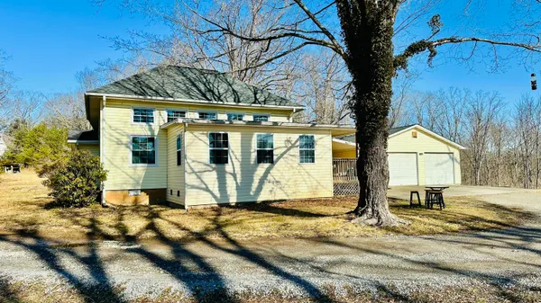 $439,900 | 5930 Edwardsville Road, Hardy, VA 24101