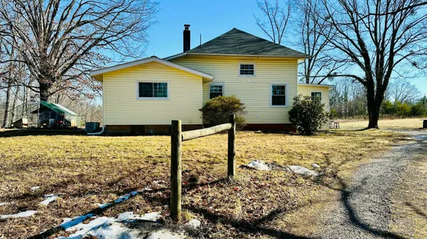 $439,900 | 5930 Edwardsville Road, Hardy, VA 24101