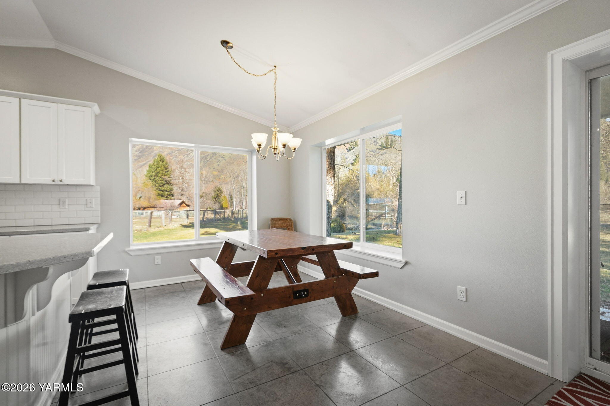 121 Rattlesnake Lane Naches, WA 98937 - Photo 14 of 44 Dining Nook - Main House