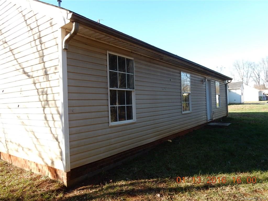 8200 Reames Road Charlotte, NC 28216 - Photo 2 of 23 Gallery Image 2