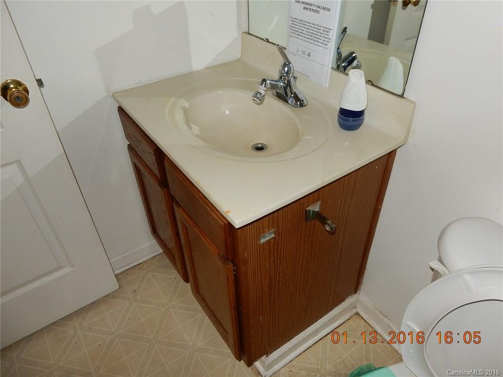 8200 Reames Road Charlotte, NC 28216 - Photo 10 of 23 Gallery Image 10