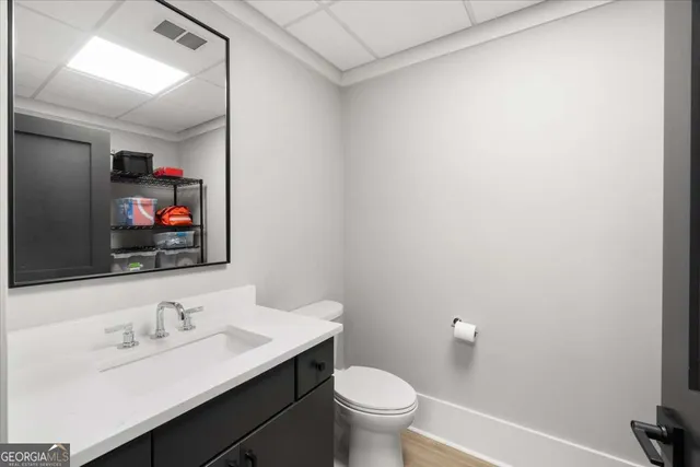 a view of a water fountain with an outdoor space