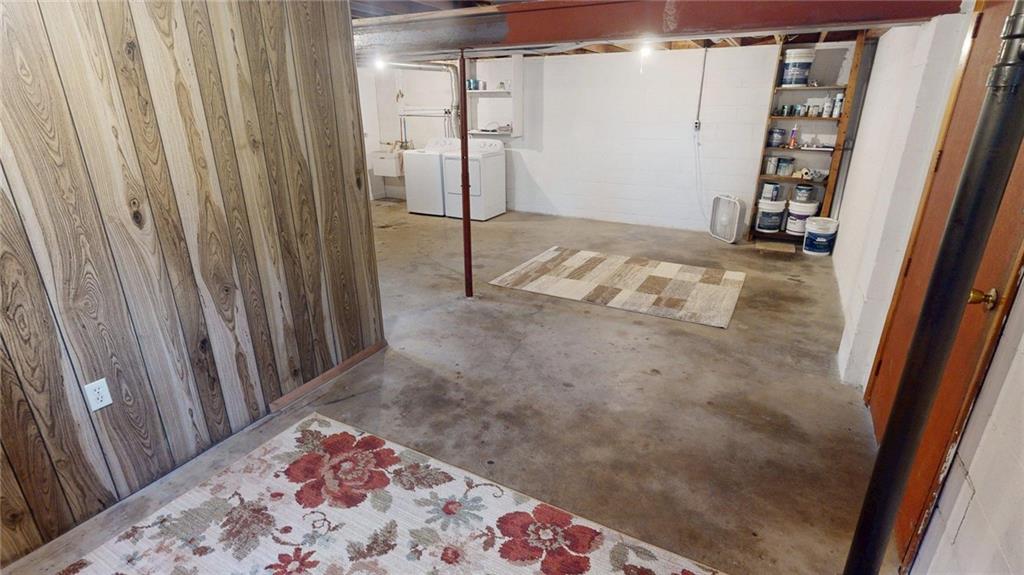 209 South Benbrook Road Butler, PA 16001 - Photo 25 of 36