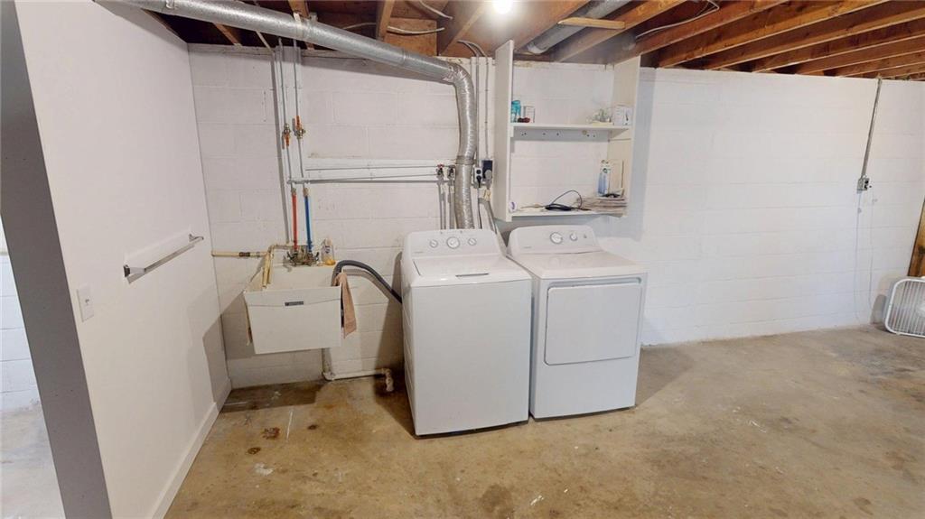 209 South Benbrook Road Butler, PA 16001 - Photo 28 of 36