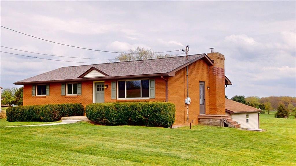 209 South Benbrook Road Butler, PA 16001 - Photo 3 of 36