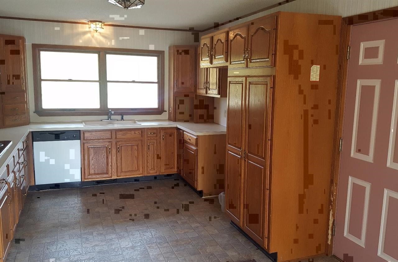 7442 Potter Road Flushing, MI 48433 - Photo 3 of 30 21361544-2.JPG