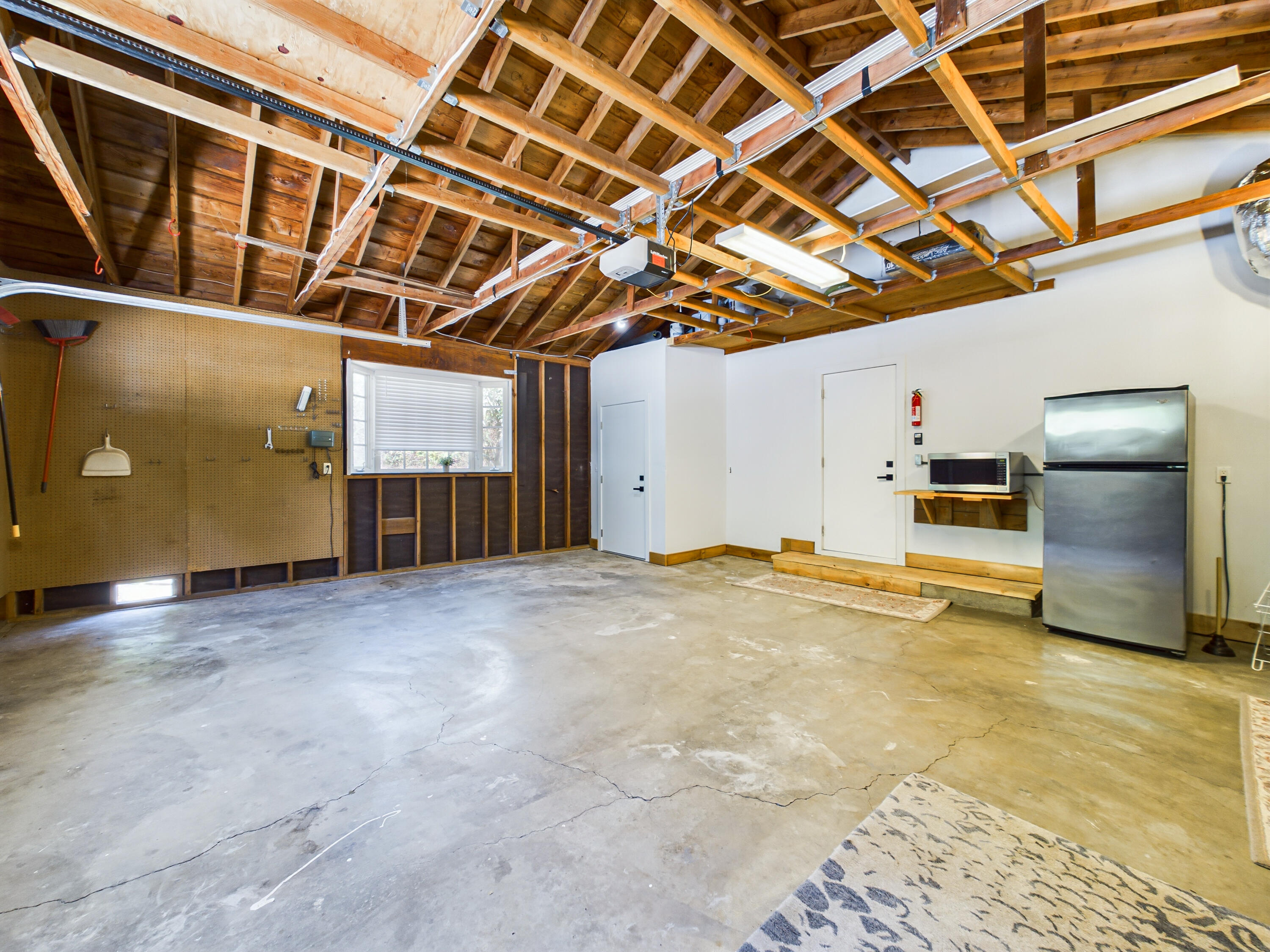 182 East Branch Road Garberville, CA 95542 - Photo 39 of 47