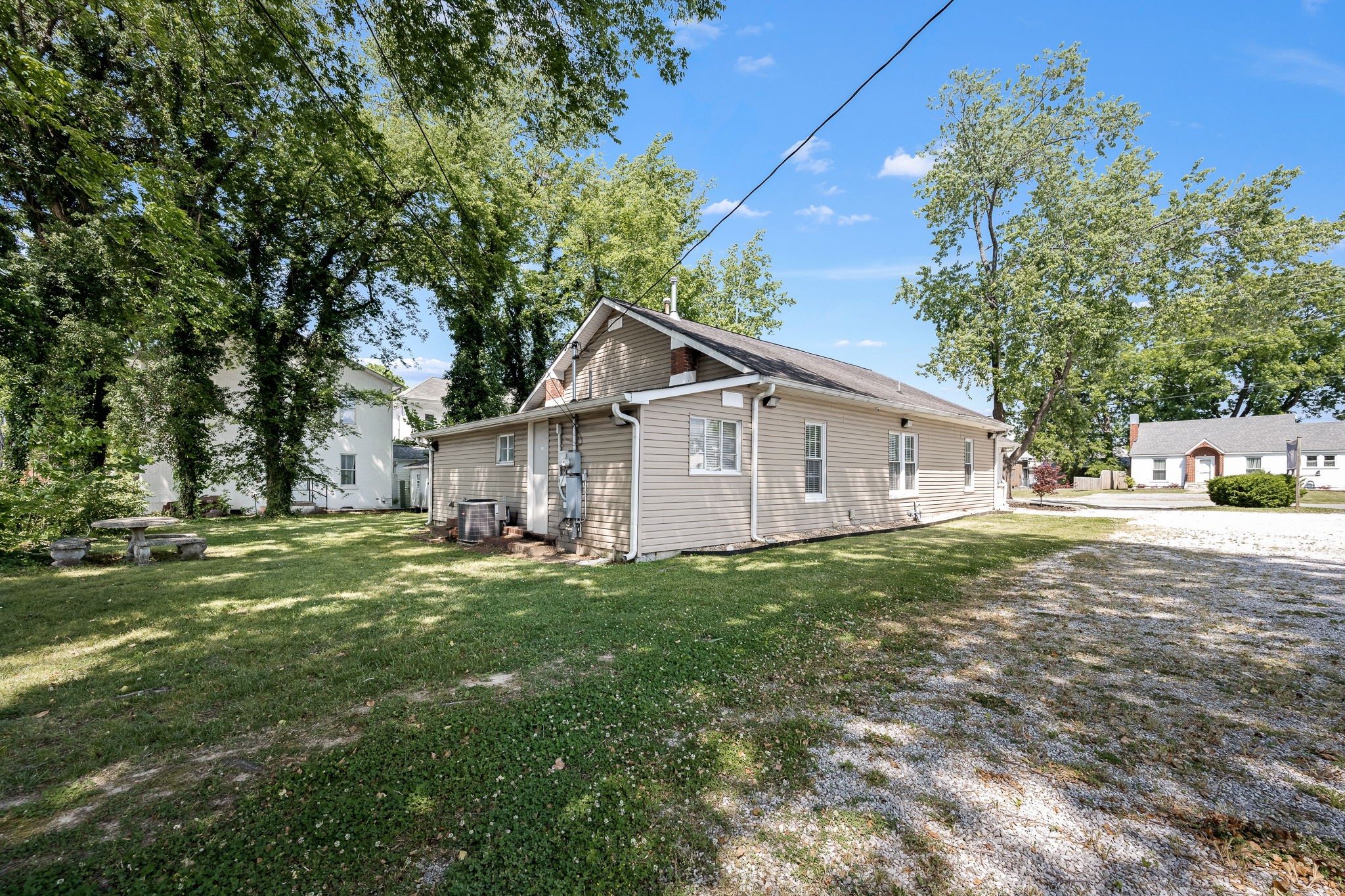 105 West Decherd Street Tullahoma, TN 37388 - Photo 46 of 56