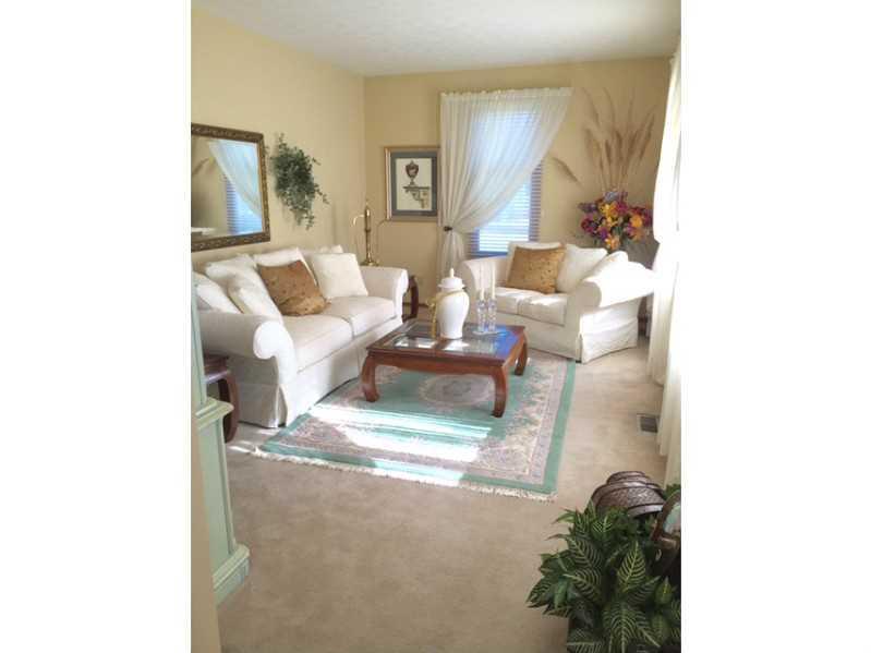400 Roscommon Drive Springfield, OH 45503 - Photo 3 of 25