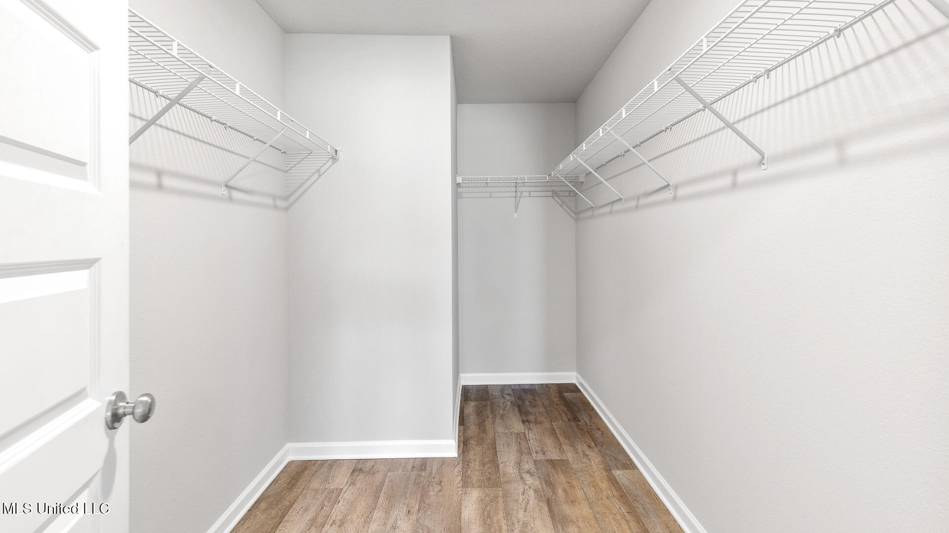 13420 Inman Court Gulfport, MS 39503 - Photo 17 of 27 Primary Closet