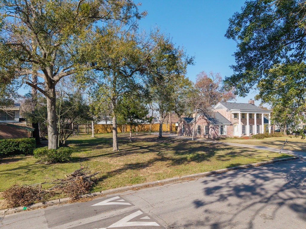 4133 Fernwood Drive Houston, TX 77021 - Photo 3 of 3