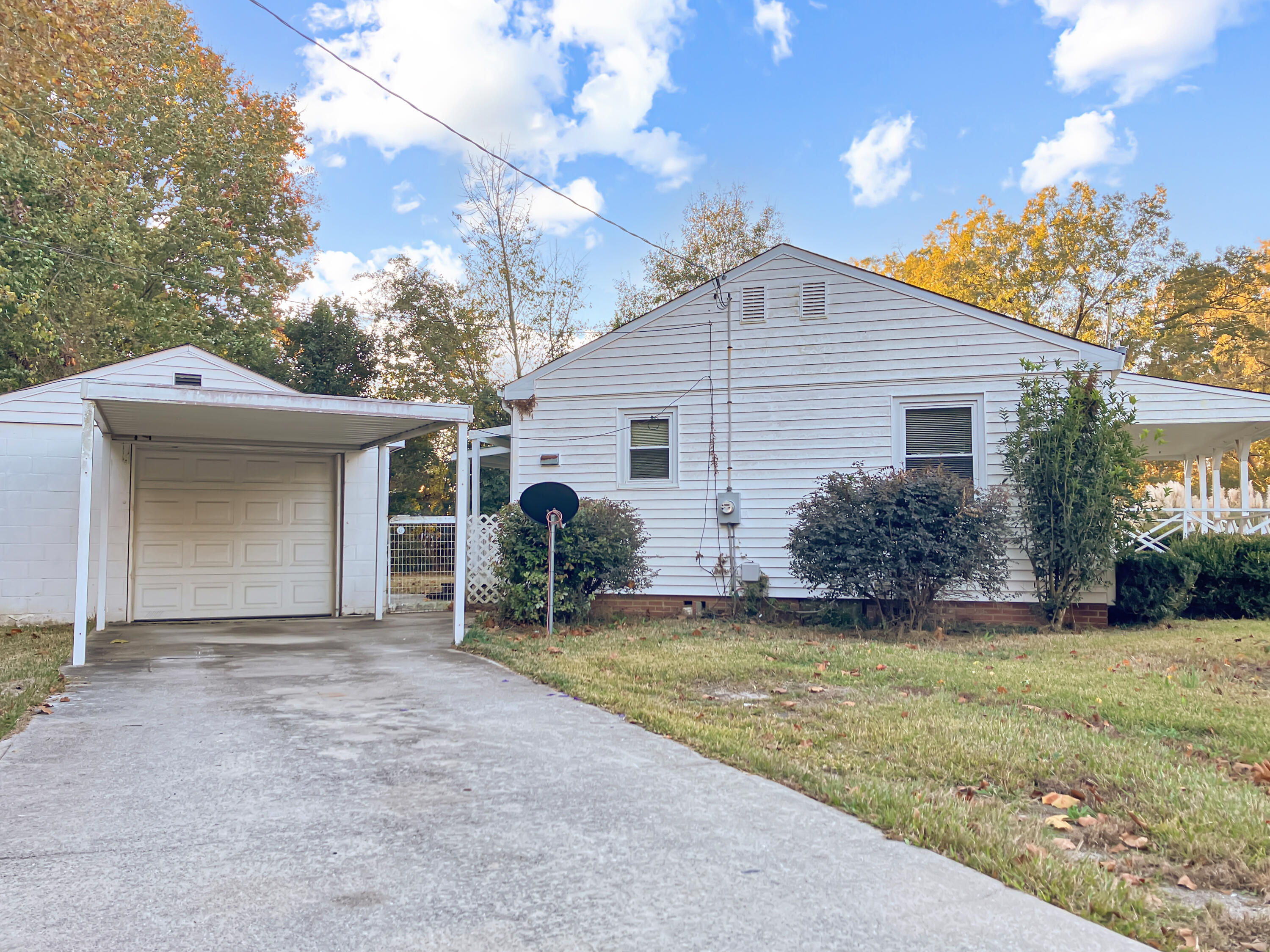 1991 Higdon Street Augusta, GA 30906 - Photo 2 of 11 dfe0e7a3186eed3f45e7474f5b2ce43f67fa2f83