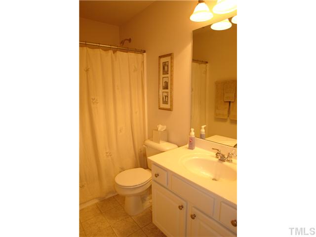 7841 Jeffrey Alan Court Raleigh, NC 27613 - Photo 11 of 12 Gallery Image 11