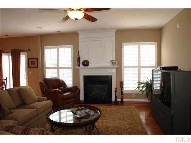 7841 Jeffrey Alan Court Raleigh, NC 27613 - Photo 3 of 12 Gallery Image 3