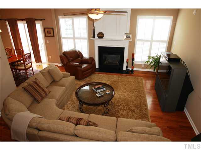 7841 Jeffrey Alan Court Raleigh, NC 27613 - Photo 6 of 12 Gallery Image 6