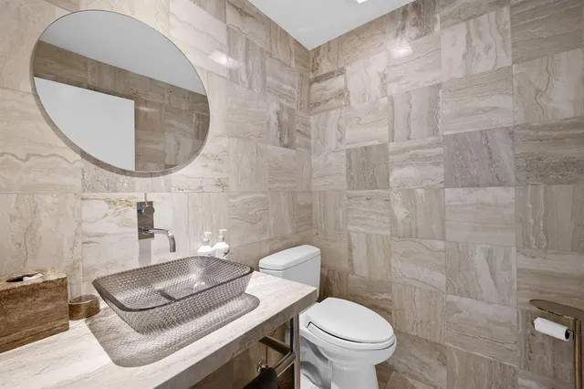 $10,000 | 2809 Northeast 25th Street, Fort Lauderdale, FL 33305