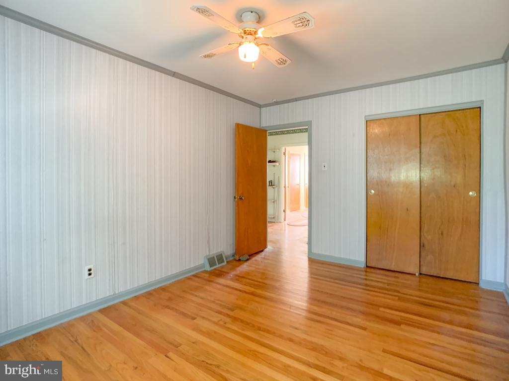 11710 Colman Road Philadelphia, PA 19154 - Photo 16 of 29 Bedroom 2
