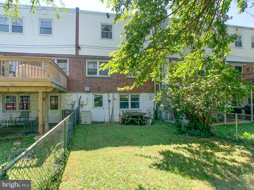 11710 Colman Road Philadelphia, PA 19154 - Photo 28 of 29 Rear View
