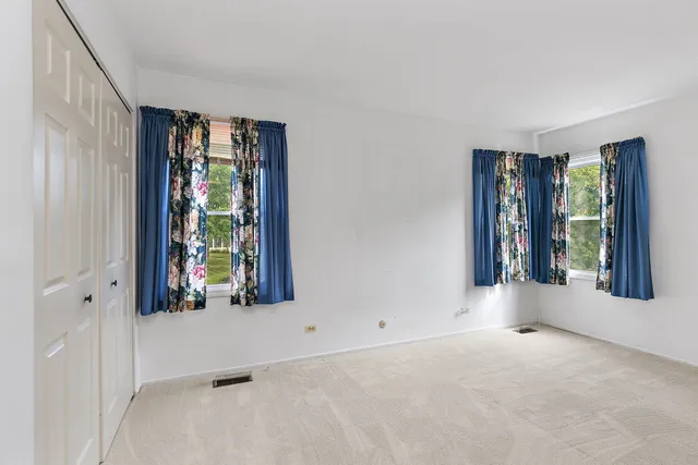 $639,900 | 2404 Baldwin Court, Schaumburg, IL 60193