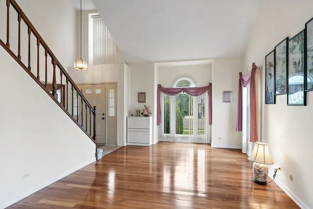 $639,900 | 2404 Baldwin Court, Schaumburg, IL 60193