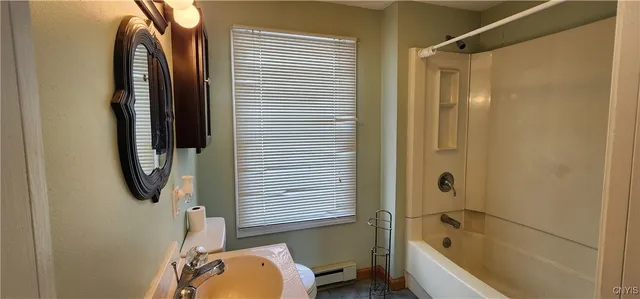 $289,900 | 44 Herkimer Road, Utica, NY 13502