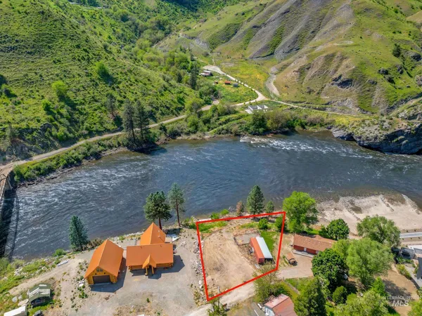 $325,000 | 2 Cow Creek Road, Lucile, ID 83542