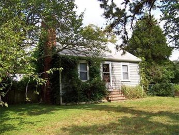 726 Old County Road Westport, MA 02790 - Photo 4 of 20 Gallery Image 4