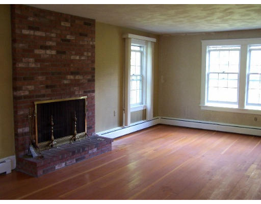 2 Bellevue Road Andover, MA 01810 - Photo 3 of 6