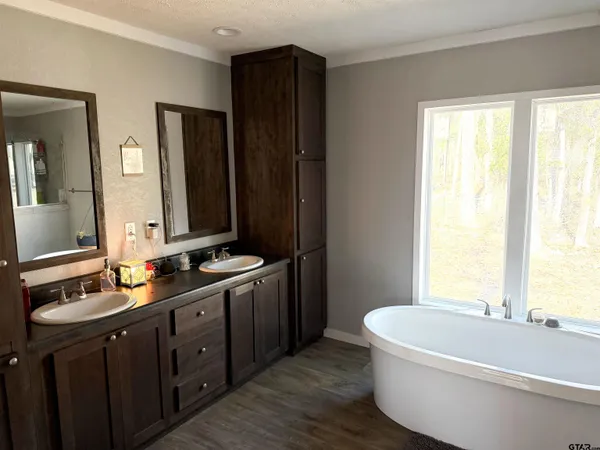 $224,900 | 6164 N Highway, Naples, TX 75568